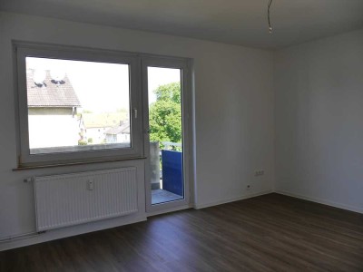 ﻿Schöne 3-Zimmer-Wohnung mit Balkon in Hanau-Großauheim zu vermieten