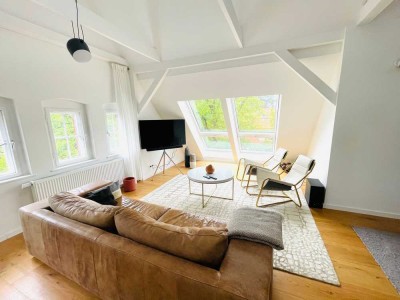 Wonderful Attic flat 2 bedrooms, 2 bathrooms - furnished and temporary (from 3 months until  2 yrs)