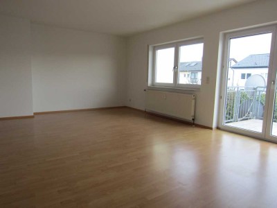 Sehr gepflegte und praktisch geschnittene 3-Zimmer-Wohnung mit Balkon und Stellplatz in Durmersheim!