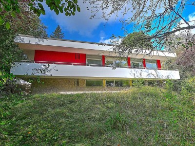 KRAILLING: BAUHAUS-VILLA IM WÜRMTAL - MIT VIEL POTENZIAL!