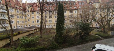 Sanierte exklusive 4-Raum-Wohnung Nähe Tierparkbrücke Thalkirchen direkt an der Isar