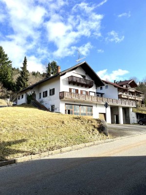 1-Fam.-Haus mit großen Garagen zw. St. Englmar und Viechtach