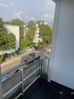 Helle 1,5-Zimmer-Whg in Meerbusch-Büderich – (Für 1 Person)
