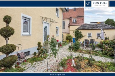 Wohn- und Geschäftshaus mit vermieteter Gewerbeeinheit in zentraler Lage von Aichach