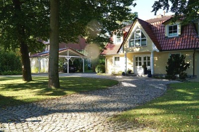 Exklusive Villa in ruhiger Lage im Kurpark am Scharmützelsee