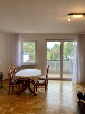 RESERVIERT Attraktive, helle 3 ZKB mit zwei Balkonen - inkl. Garage und Stellplatz