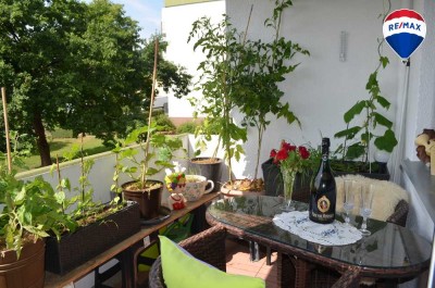 Idealer Start in den Sommer! Eigentumswohnung mit Parkplatz und Garage  in Bad Driburg