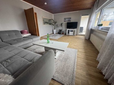 Gut geschnittene 4-Zimmer-Wohnung mit Balkon