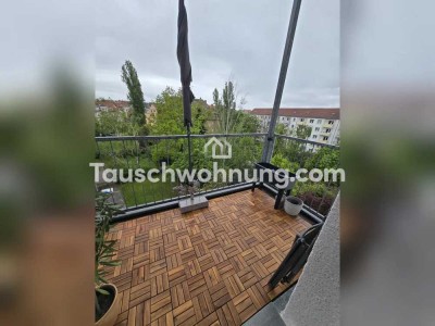 Tauschwohnung: Helle, großzügige und ruhige 2-Raum-Wohnung mit Balkon
