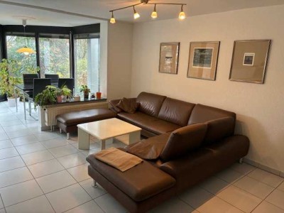 2,5-Zimmer-Gartengeschoß-Wohnung in ruhiger Lage