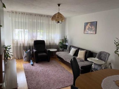Schöne  3-Zimmer-EG-Wohnung mit Balkon und EBK in Lauffen am Neckar