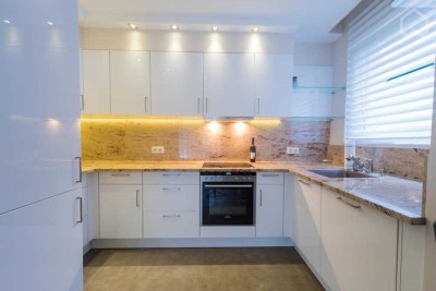 möblierte, zeitlose 3-Zimmer-Wohnung mit Terrasse in Berlin-Dahlem (Zehlendorf)