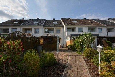 Reihenhaus mit ausgeb. Dachgeschoss u. Garage
