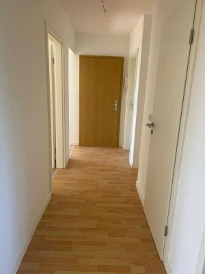 Moderne 4-Raumwohnung sucht Familie...