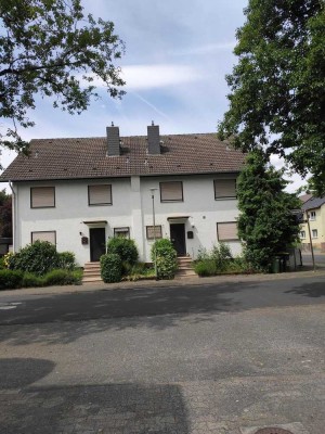 große Doppelhaushälfte ideal zum Wohnen und Arbeiten