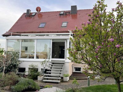 Einfamilienhaus *5 Räume* mit Wintergarten, Souterrain, Garten, Doppelgarage