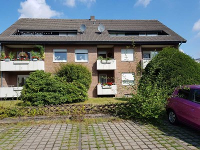 Renovierte großzügige 2 Zimmer-Wohnung im Dichterviertel