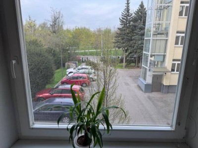 Ruhige 4-Zimmer Wohnung mit Balkon und optionaler Garage