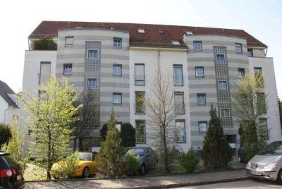 Geschmackvolle 2,5-Raum-Maisonette-Wohnung mit Einbauküche