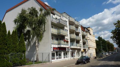 Helle 2-Zimmer-Wohnung mit Dachterrasse in Stadtfeld