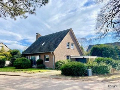 Freistehendes Haus -  großer Garten, zentrale, ruhige Lage