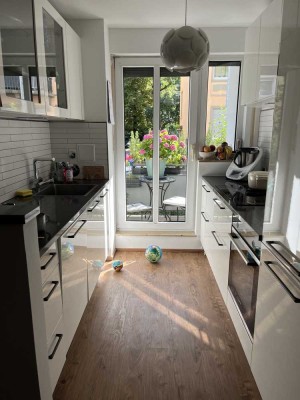 3-Zimmer-Erdgeschosswohnung mit Terrasse, Balkon und Einbauküche in Karlsruhe