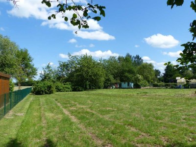 Ebenderdiger Bungalow mit passendem Grundstück