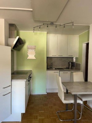 DACHGESCHOSSWOHNUNG - VOLL MÖBLIERT - NAHE FAAKER SEE