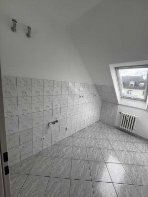 Geräumige, neuwertige 2-Zimmer-Wohnung mit gehobener Innenausstattung zur Miete in Aachen
