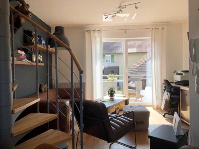 Außergewöhnliche, vollmöblierte Maisonette-Wohnung - 360° Rundgang