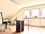 � Büro mit Blick in die Weinberge – ab 01.10. frei
