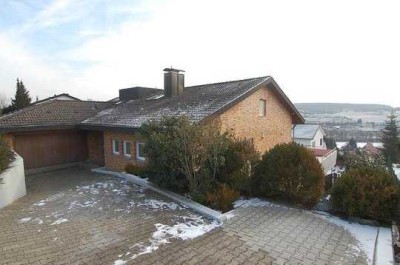 Großzügige 5-Zimmer Wohnung mit Balkon/Terrasse in Remseck am Neckar