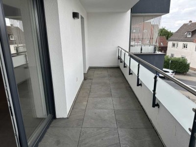 „Moderne 3-Zimmer-Wohnung mit Balkon – Erstbezug nach Renovierung“