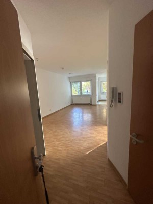Schöne 1,5-Zimmer-Wohnung mit Einbauküche in Neuwied