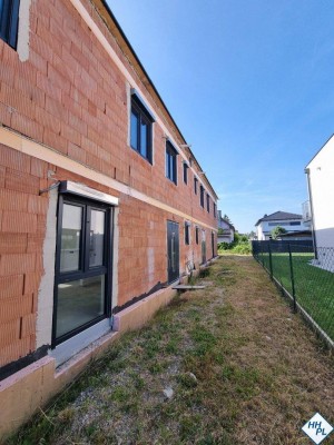 Moderne Doppelhaushälfte in Kottingbrunn – Ihr neues Zuhause mit Garten und Terrasse!