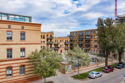 1 Zimmer DG Wohnung mit umlaufendem Balkon