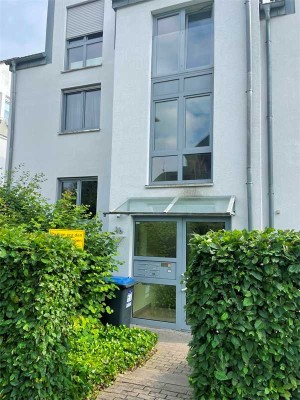 Ihr Einstieg ins Eigentum * Lichtdurchflutete 2-Zimmer-Wohnung mit Süd-Balkon *Besichtigung 14.12.25