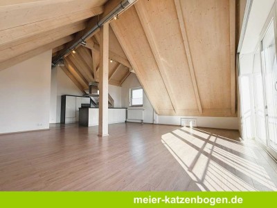 2-Zimmer-Dachgeschosswohnung mit Küche und Pool in Mailing