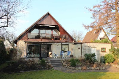 Ruhige Dachgeschosswohnung mit schönem Balkon
