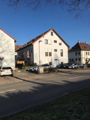 Gemütliche, helle und möblierte 1-Zimmer-Wohnung mit Balkon und Stellplatz