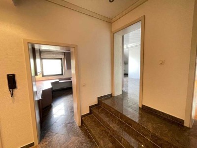 Traumhaus  mit Einliegerwohnung oder flexibler Gewerbeeinheit zur individuellen Nutzung