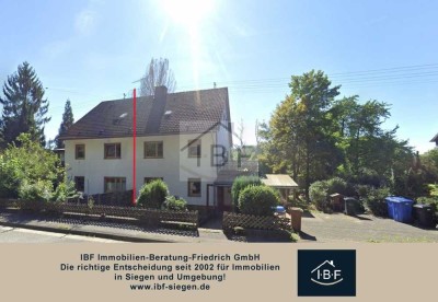 Solide Doppelhaushälfte mit zwei abgeschlossenen Wohnbereichen