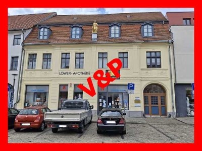 Wohn- und Geschäftshaus mit Stil in zentraler Lage.