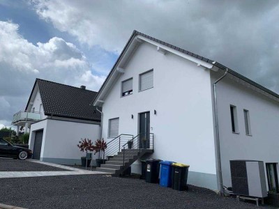 große Luxus Maisonetten Wohnung 4 ZKB in Toplage in Homburg-Bruchhof