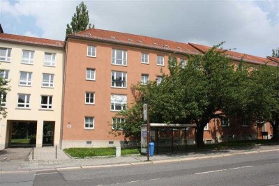 2-Zi.-Wohnung in beliebter Lage mit Balkon und Küche