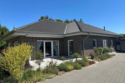 Walmdachbungalow in Sackgassenlage