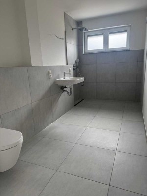 Erstbezug mit Balkon/Terrasse: Geschmackvolle 2-Zi.Whg mit gehobener Innenausstattung in Kerpen
