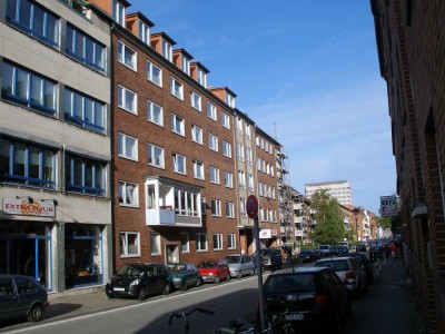 Ruhige 2 Zi Wo in Uninähe