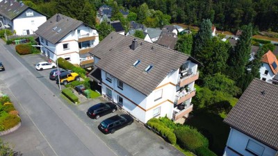 Schöne und gepflegte 3-Raum-DG-Wohnung mit Balkon in Wiehl