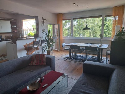 Provisionsfrei - sehr hell, gepflegt, beste Lage, 3-4 Zimmer